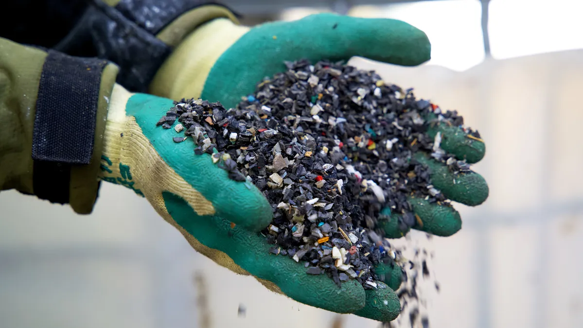 L’UE engagée dans un contre-la-montre pour sauver son industrie du plastique recyclé