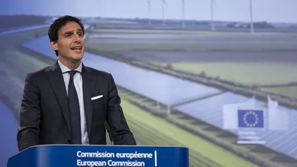 Illustration Turbulence ahead for the EU’s 2040 climate target