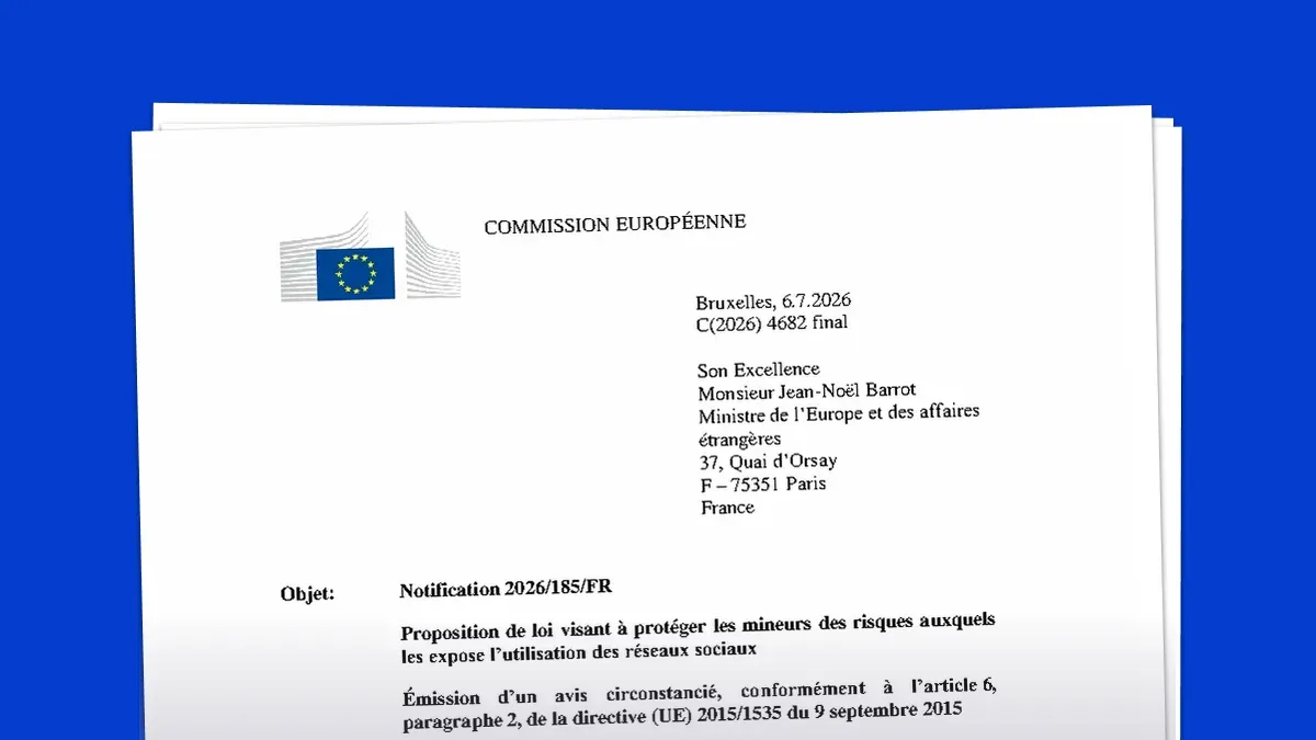 Le texte du carton rouge de la Commission européenne contre la majorité numérique française